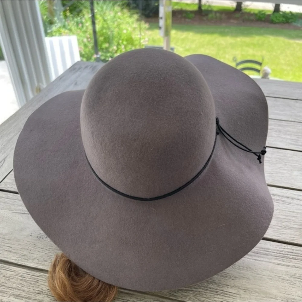 C.C Taupe Wide Brim Hat 100% Wool - Picture 4 of 8